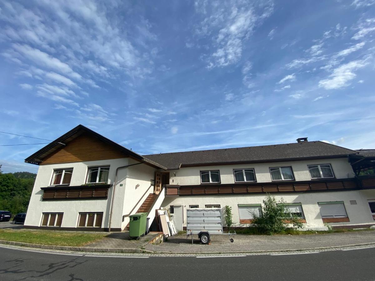 Velden Living Apartments - Schiefling Schiefling am See Bagian luar foto